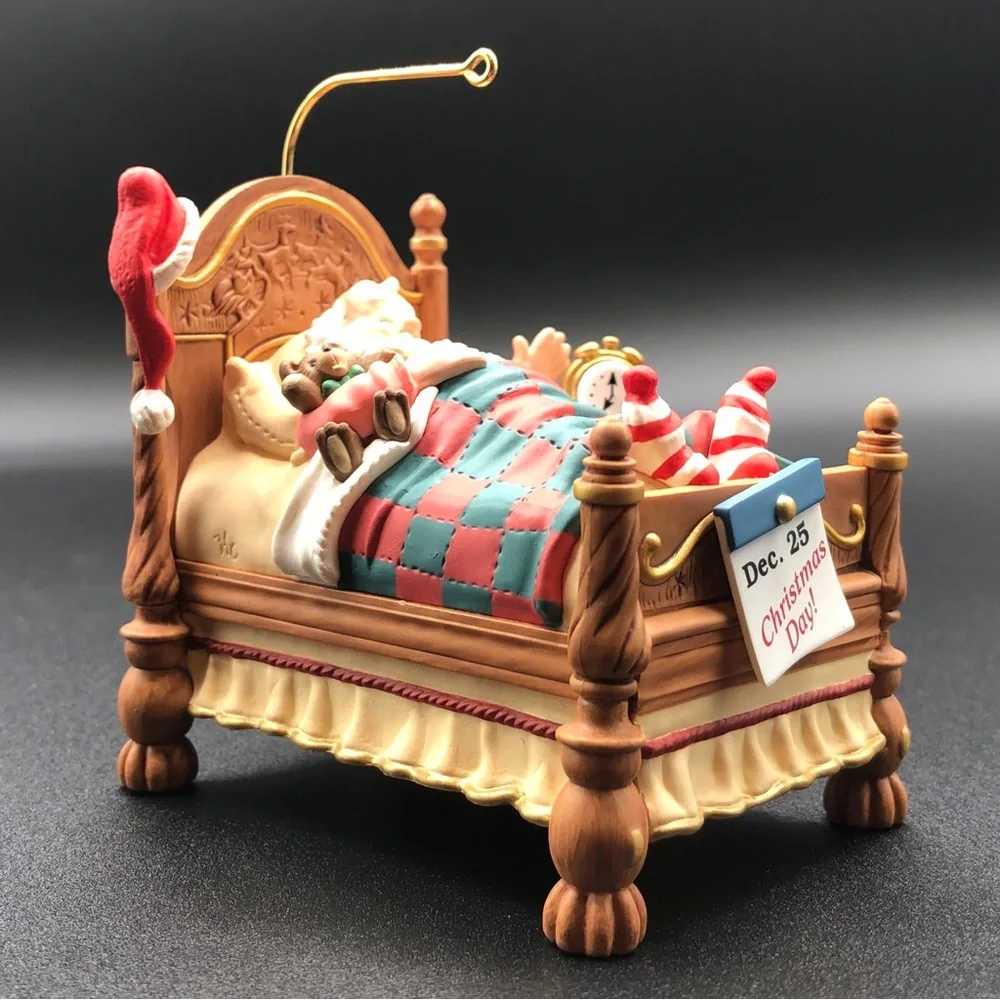 Hallmark Keepsake Ornament 2001 Snoozing Santa Vintage Handcrafted‎ NIB